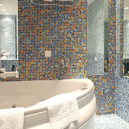 Europa Plaza 3* Lefkoşa