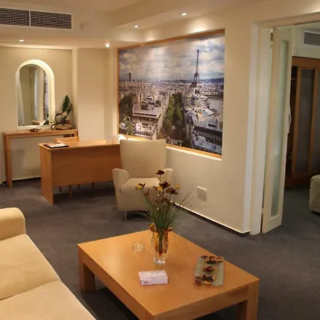 Europa Plaza 3* Lefkoşa