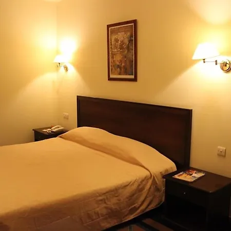 ホテル Europa Plaza 3*