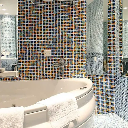 Europa Plaza 3* نيقوسيا