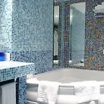 Europa Plaza Hotel 3*