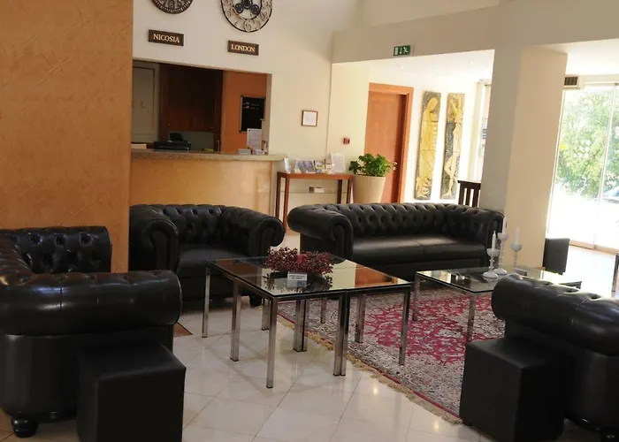 Europa Plaza Hotel 3*